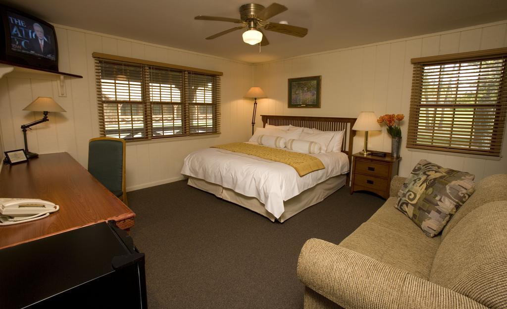 Postoak Lodge And Retreat Tulsa Rum bild