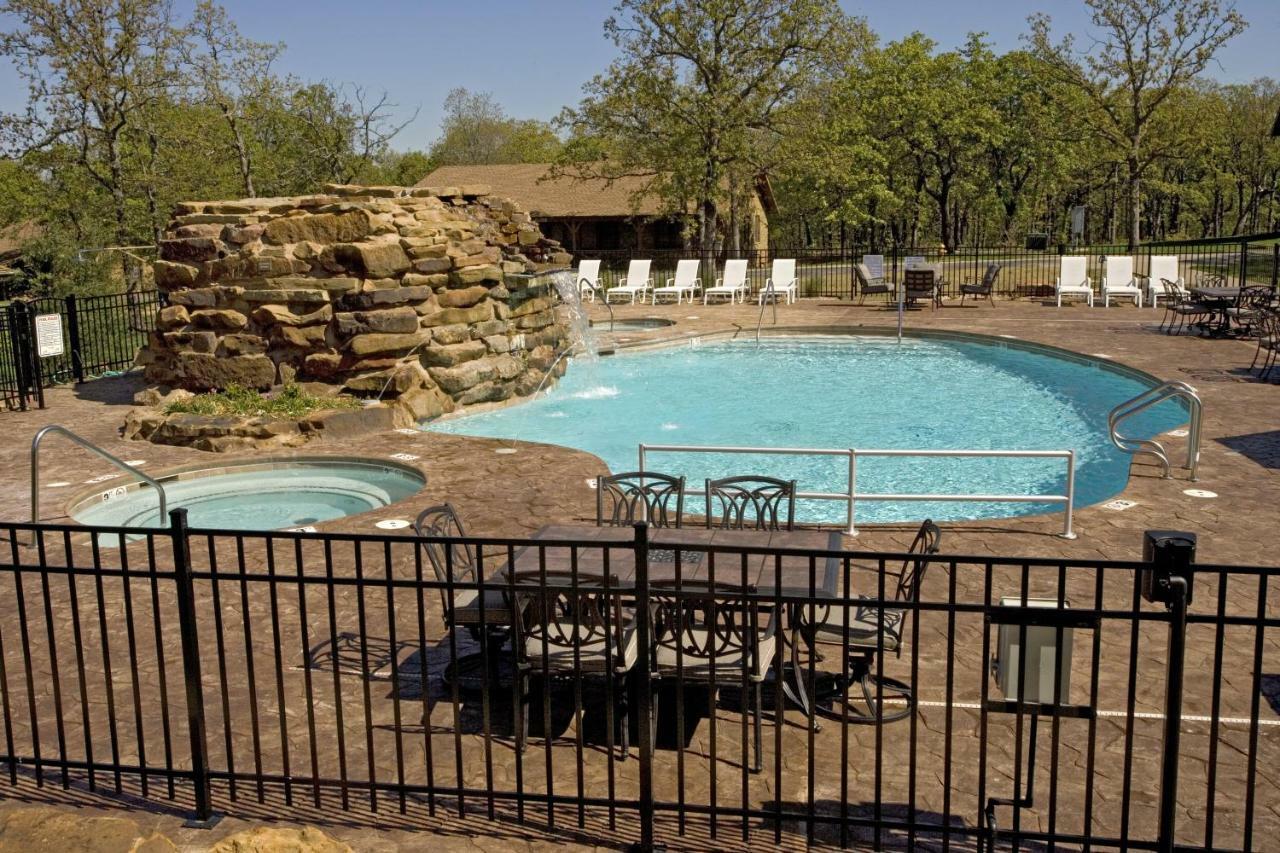 Postoak Lodge And Retreat Tulsa Rum bild