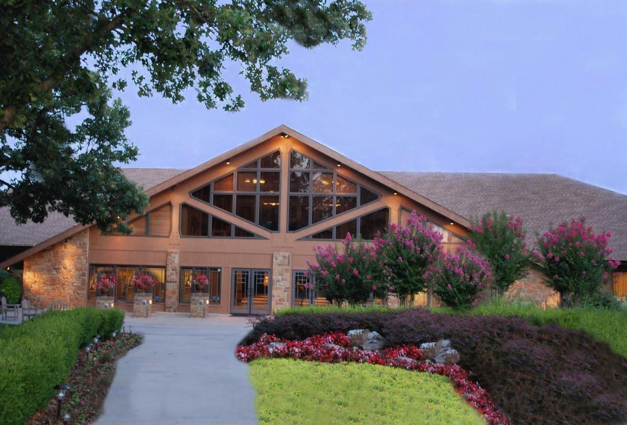 Postoak Lodge And Retreat Tulsa Rum bild
